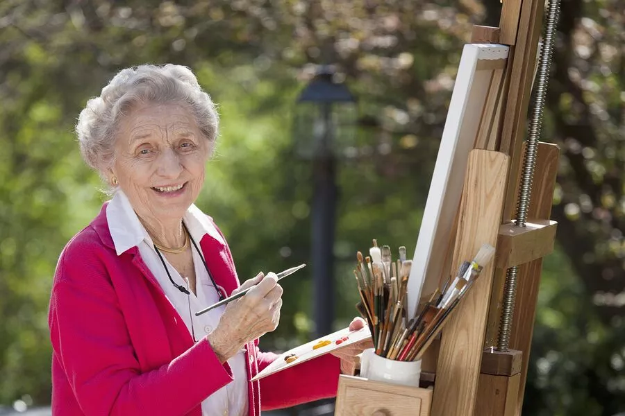 Incorporating Activities and Hobbies into Companion Care at Home